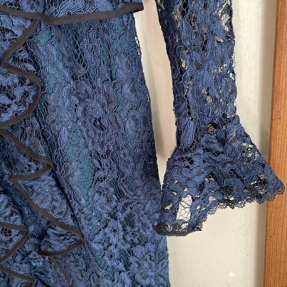 Alexis Mariette Dress in Navy Lace - Picture 7 of 16